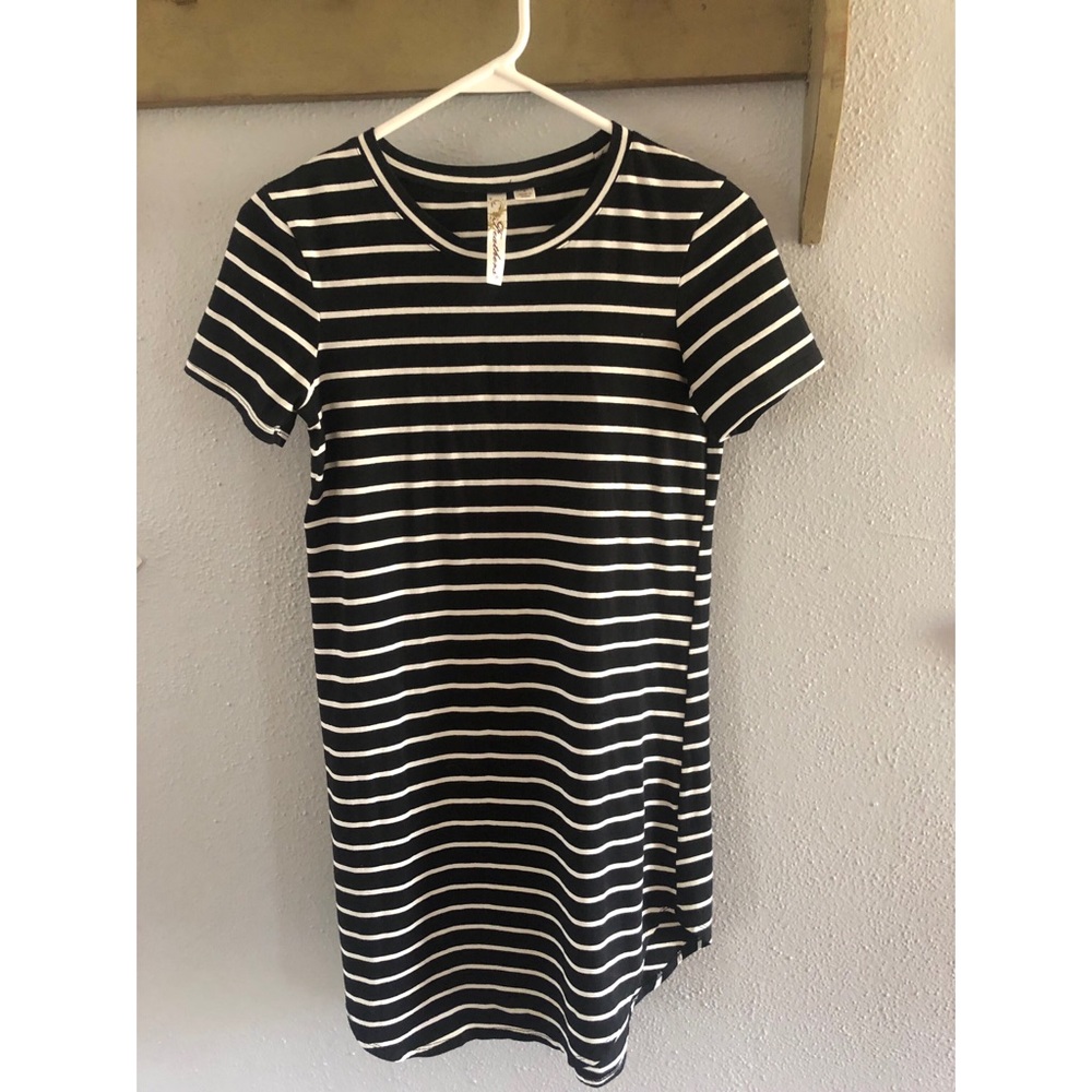 T-shirt dress